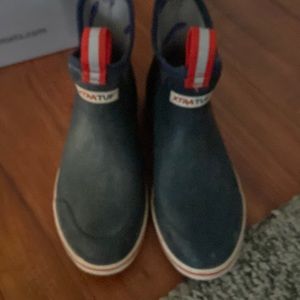 Xtratuf boat shoes